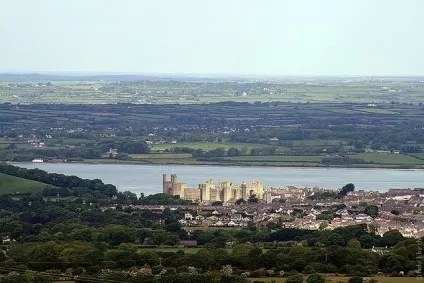 Замок Карнарвон, уельс