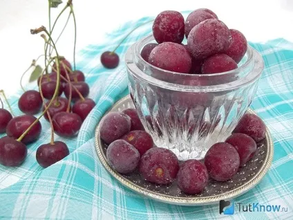 заморожена вишня