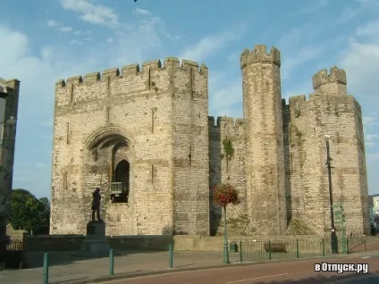 Замок Карнарвон (caernarfon castle) опис і фото (Карнарвон) Замок Карнарвон (caernarfon castle) опис і фото