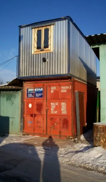 Жити в гаражі