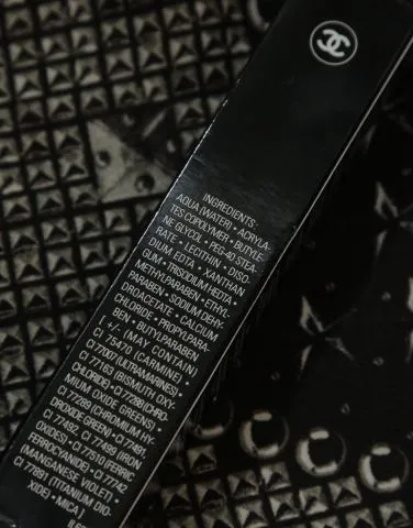 Рідка підводка для очей ecriture de chanel (відтінок № 10 black, 20 brown) від chanel - відгуки, фото (очей) Рідка підводка для очей ecriture de chanel (відтінок № 10 black, 20 brown) від chanel - відгуки, фото