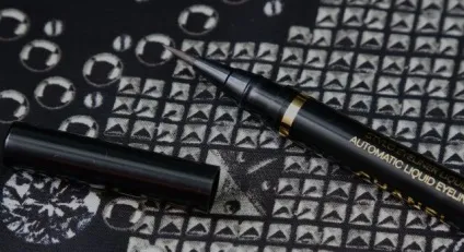 Рідка підводка для очей ecriture de chanel (відтінок № 10 black, 20 brown) від chanel - відгуки, фото (ecriture) Рідка підводка для очей ecriture de chanel (відтінок № 10 black, 20 brown) від chanel - відгуки, фото
