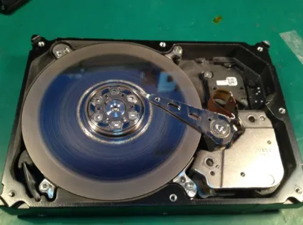 Жорсткий диск (hdd) впав (на підлогу, зі столу) і не працює - що категорично не можна з таким робити (диск) Жорсткий диск (hdd) впав (на підлогу, зі столу) і не працює - що категорично не можна з таким робити