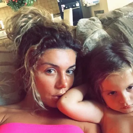 Анна Седокова без макіяжу співачка виставила фото без макіяжу і фільтрів