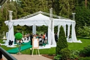 Оренда наметів для весілля - прокат весільного шатра від компанії «альфатент» (альфатент) Оренда наметів для весілля - прокат весільного шатра від компанії «альфатент»
