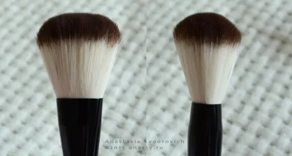 Avon кисті для макіяжу (особа) (дуофібра) Avon кисті для макіяжу (особа)