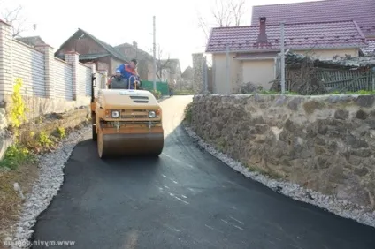 Асфальтування двору приватного будинку фото і відео