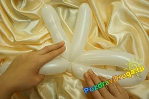 Бантик з кульок - як зробити своїми руками