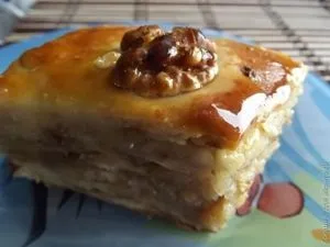 Азербайджанська кухня пахлава (смачна випічка) Азербайджанська кухня пахлава