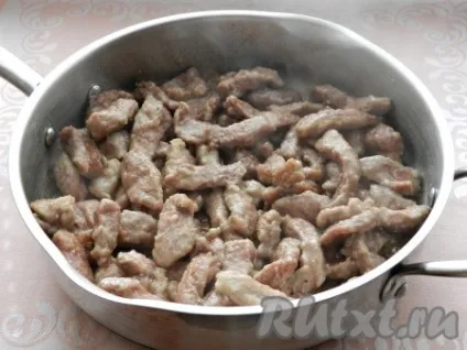 Азу з яловичини з солоними огірками - рецепт з фото