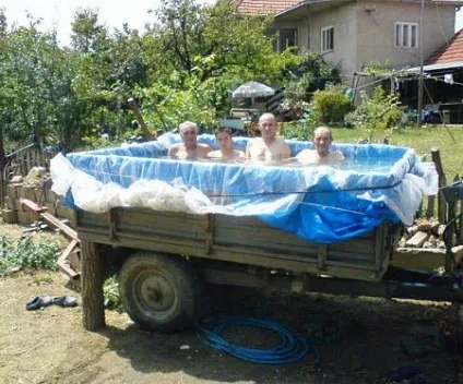 Басейн своїми руками з підручних засобів (соціальна мережа будівельний портал академія домоволодіння) Басейн своїми руками з підручних засобів