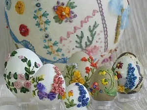 Поезія на яєчній шкаралупі - ярмарок майстрів - ручна робота, handmade (вишивка стрічками) Поезія на яєчній шкаралупі - ярмарок майстрів - ручна робота, handmade