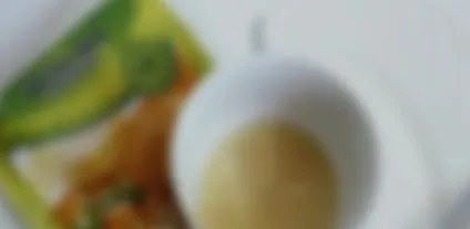 Підтягує маска для обличчя