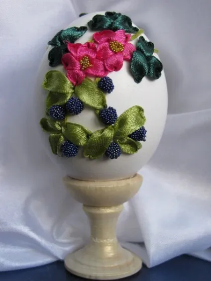 Поезія на яєчній шкаралупі - ярмарок майстрів - ручна робота, handmade (вишивка бісером) Поезія на яєчній шкаралупі - ярмарок майстрів - ручна робота, handmade