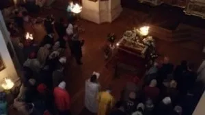 Богослужіння, богородиці-Знаменський сухотінскій жіночий монастир (озері, що горить вогнем) Богослужіння, богородиці-Знаменський сухотінскій жіночий монастир