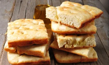 Млинці в дірочку тонкі - рецепт з фото (Інгредієнти приготування млинців) Млинці в дірочку тонкі - рецепт з фото
