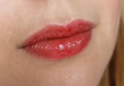 Bourjois sweet kiss gloss блиск для губ у відтінку 06 - juravlinka