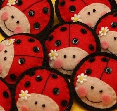 Божа корівка з фетру своїми руками як зшити іграшку, виріб (hand made) Божа корівка з фетру своїми руками як зшити іграшку, виріб