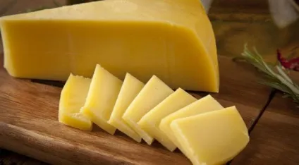 Чеддерізацією сирної маси (чеддерізацією сирної маси) Чеддерізацією сирної маси