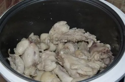 Чахохбілі з курки в мультиварці Редмонд
