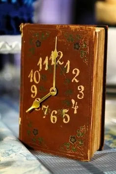 Що можна зробити з книг, які шкода викинути (вивчити декупаж) Що можна зробити з книг, які шкода викинути