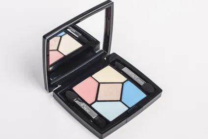 Що потрібно купити з літньої колекції dior 2016, beauty insider (тіні для очей) Що потрібно купити з літньої колекції dior 2016, beauty insider