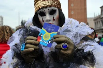 Що приховують маски венеціанського карнавалу