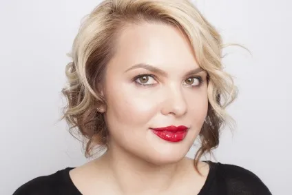 Estee lauder pure color envy sculpting gloss і lacquer Свотч всіх відтінків, beauty insider (всі відтінки) Estee lauder pure color envy sculpting gloss і lacquer Свотч всіх відтінків, beauty insider