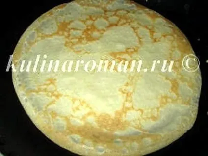 Фаршировані млинчики куркою і грибами у вершковому соусі (куркою) Фаршировані млинчики куркою і грибами у вершковому соусі