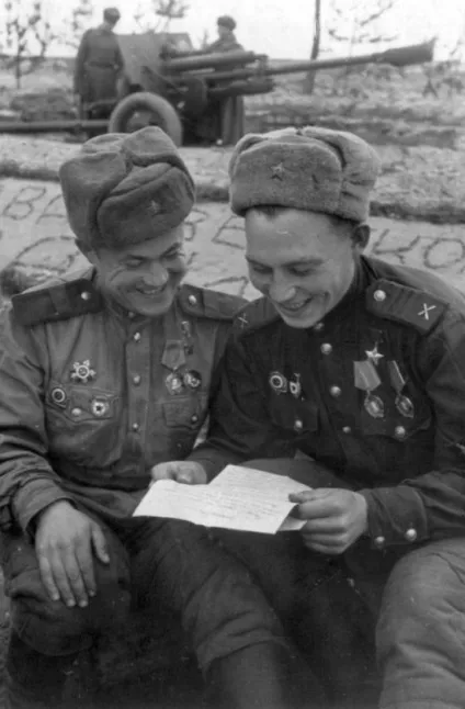 Фронтові листи, які чіпають до глибини душі (7 фото текст) - Трініксі (кілька) Фронтові листи, які чіпають до глибини душі (7 фото текст) - Трініксі
