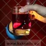 Готуємо розчин марганцівки для купання новонародженого, як треба (чи потрібно додавати марганцівку в воду при купанні новонародженого) Готуємо розчин марганцівки для купання новонародженого, як треба
