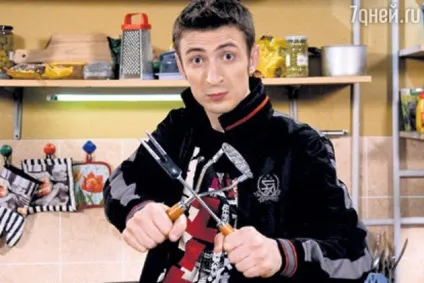 Гоша з серіалу «сашатаня» зі скандалом покинув проект (сашатаня) Гоша з серіалу «сашатаня» зі скандалом покинув проект