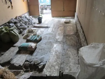 Як і чим покрити бетонну підлогу в гаражі (бетонний) Як і чим покрити бетонну підлогу в гаражі