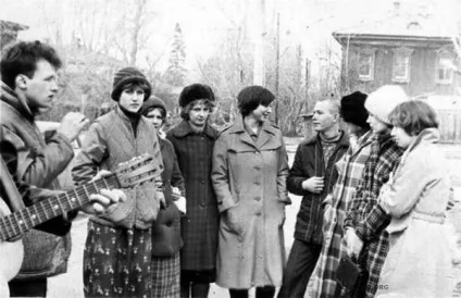 Як одягалася радянська молодь (25 фотографій) (молоді) Як одягалася радянська молодь (25 фотографій)