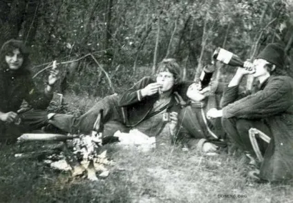 Як одягалася радянська молодь (25 фотографій) (чоловік) Як одягалася радянська молодь (25 фотографій)