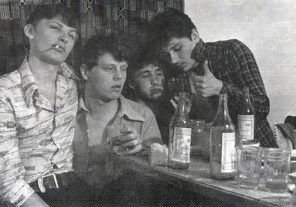 Як одягалася радянська молодь (25 фотографій) (дуже) Як одягалася радянська молодь (25 фотографій)