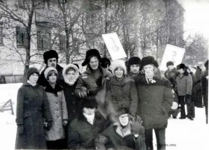 Як одягалася радянська молодь (25 фотографій) (молоді) Як одягалася радянська молодь (25 фотографій)