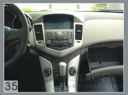 Покрокова інструкція по установці головного пристрою на chevrolet cruze (2009 - 2012) - intro (Відкрутіть гвинти фіксують) Покрокова інструкція по установці головного пристрою на chevrolet cruze (2009 - 2012) - intro