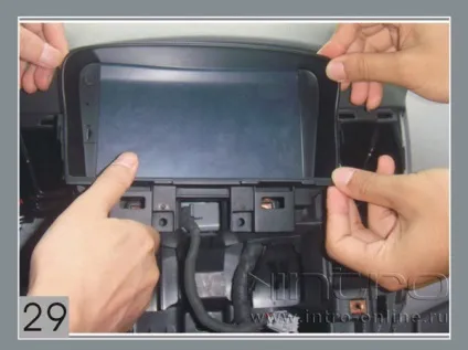 Покрокова інструкція по установці головного пристрою на chevrolet cruze (2009 - 2012) - intro (панель рукавички відділення) Покрокова інструкція по установці головного пристрою на chevrolet cruze (2009 - 2012) - intro