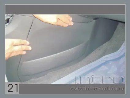 Покрокова інструкція по установці головного пристрою на chevrolet cruze (2009 - 2012) - intro (панель рукавички відділення) Покрокова інструкція по установці головного пристрою на chevrolet cruze (2009 - 2012) - intro