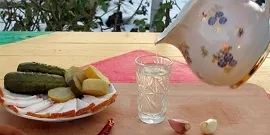 Як перегнати брагу без самогонного апарату - кращі методи відео, nalivali (перегнати) Як перегнати брагу без самогонного апарату - кращі методи відео, nalivali
