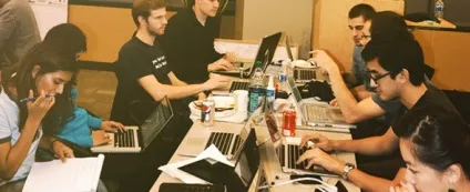 Як отримати роботу дизайнера без навчання в дизайнерської школі (самонавчання дизайну) Як отримати роботу дизайнера без навчання в дизайнерської школі