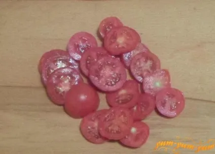 Як приготувати булочки бомбочки з помідорами і сиром рецепт пиріжків в духовці (помідорами) Як приготувати булочки бомбочки з помідорами і сиром рецепт пиріжків в духовці
