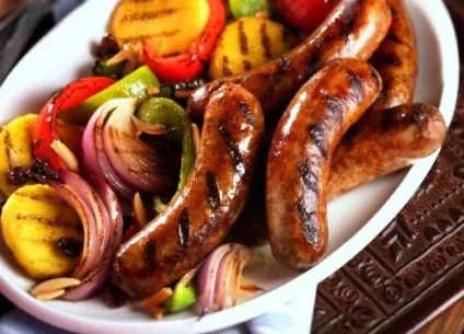 Як приготувати курячі купати з картоплею в духовці покроковий рецепт (покроковий) Як приготувати курячі купати з картоплею в духовці покроковий рецепт