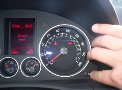 Як скинути міжсервісний інтервал service now на volkswagen passat b6 (скинути) Як скинути міжсервісний інтервал service now на volkswagen passat b6