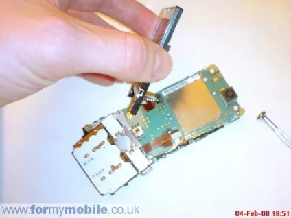 Як розібрати телефон sony ericsson k810i для заміни дисплея або корпусу - блогофоліо роману паулова (дисплея) Як розібрати телефон sony ericsson k810i для заміни дисплея або корпусу - блогофоліо роману паулова