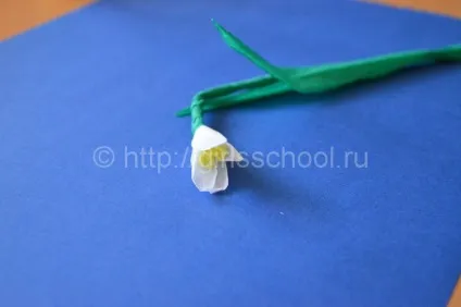 Як зробити проліски з гофрованого паперу своїми руками, жіноча школа (паперу шириною близько) Як зробити проліски з гофрованого паперу своїми руками, жіноча школа
