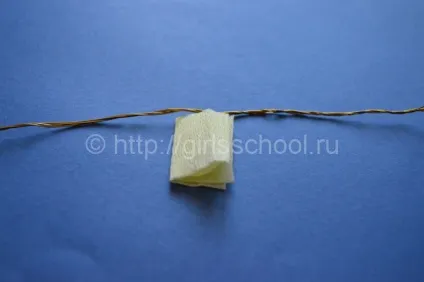 Як зробити проліски з гофрованого паперу своїми руками, жіноча школа (паперу шириною близько довжиною) Як зробити проліски з гофрованого паперу своїми руками, жіноча школа