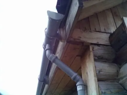Як зробити водостік з каналізаційних труб своїми руками (каналізаційних) Як зробити водостік з каналізаційних труб своїми руками