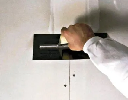 Як шпаклювати стики гіпсокартону відео-інструкція по монтажу своїми руками, особливо шпаклівки (своїми) Як шпаклювати стики гіпсокартону відео-інструкція по монтажу своїми руками, особливо шпаклівки